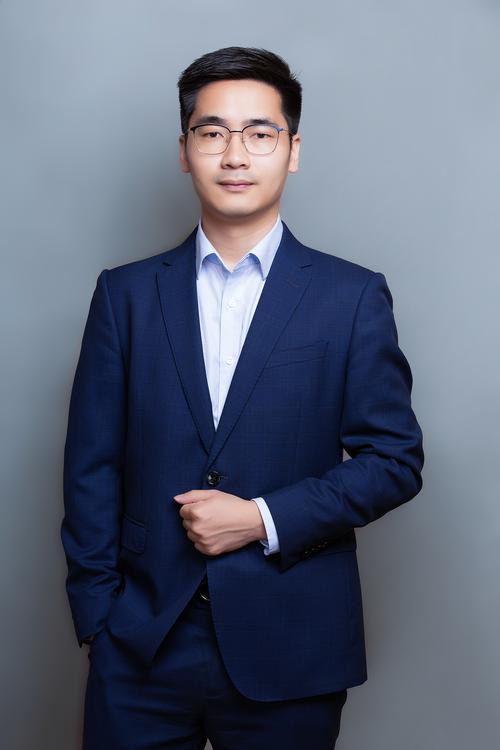 王春行 摄影指导总监